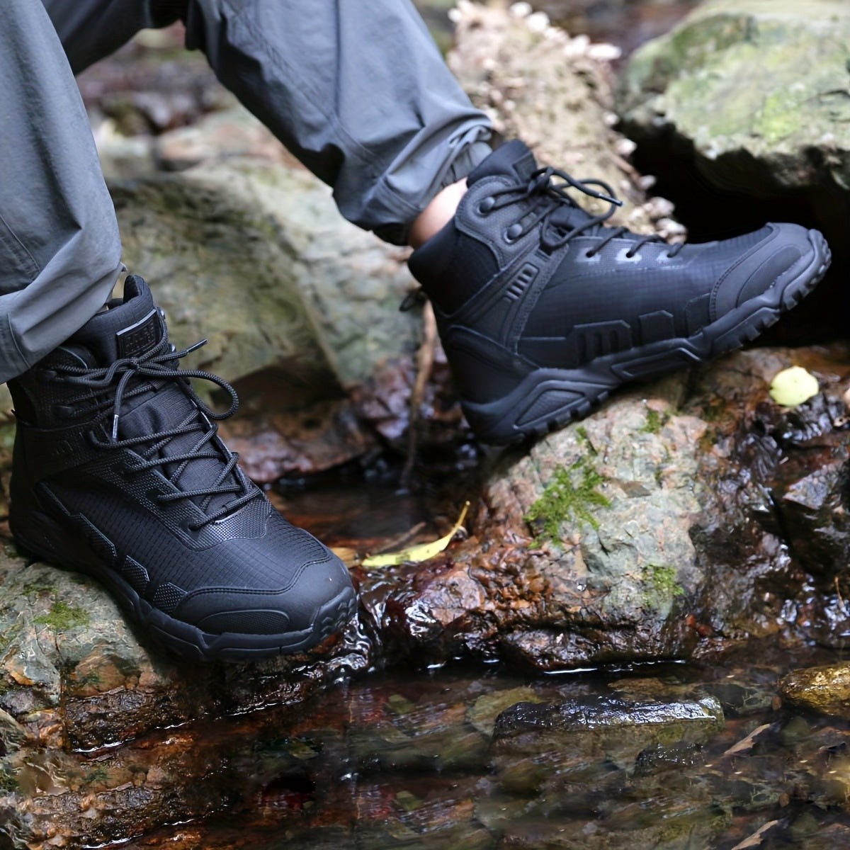 [Tactical Hiking Boots] Lightweight, Breathable Men's Tactical High-Top Hiking Boots | Non-Slip, Durable, Sleek Boot Design, Antislip Sole for Outdoor Adventures, Trekking, and Casual Wear