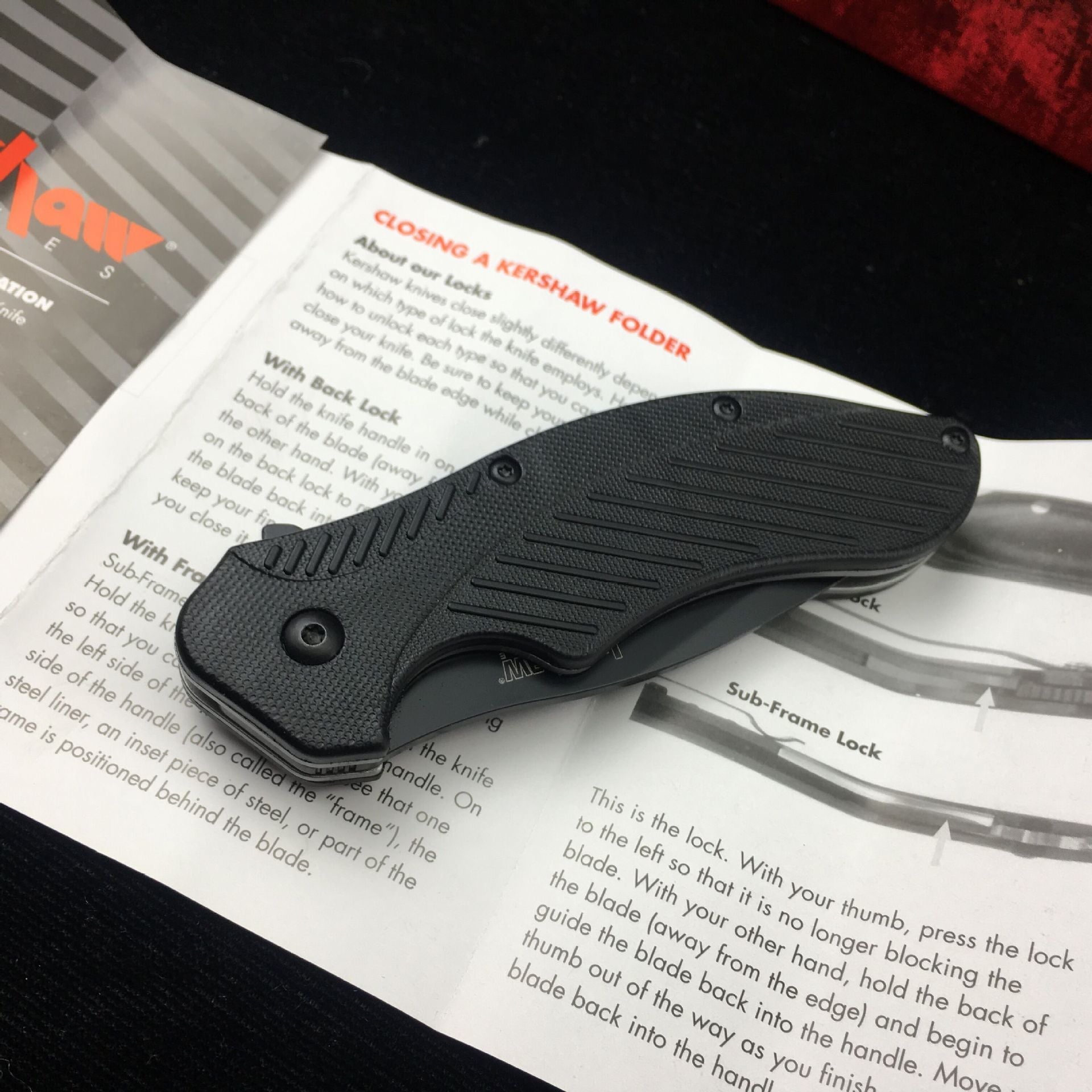 High Hardness 8CR13MOV Outdoor Survival Folding Knife - Tactinest.com