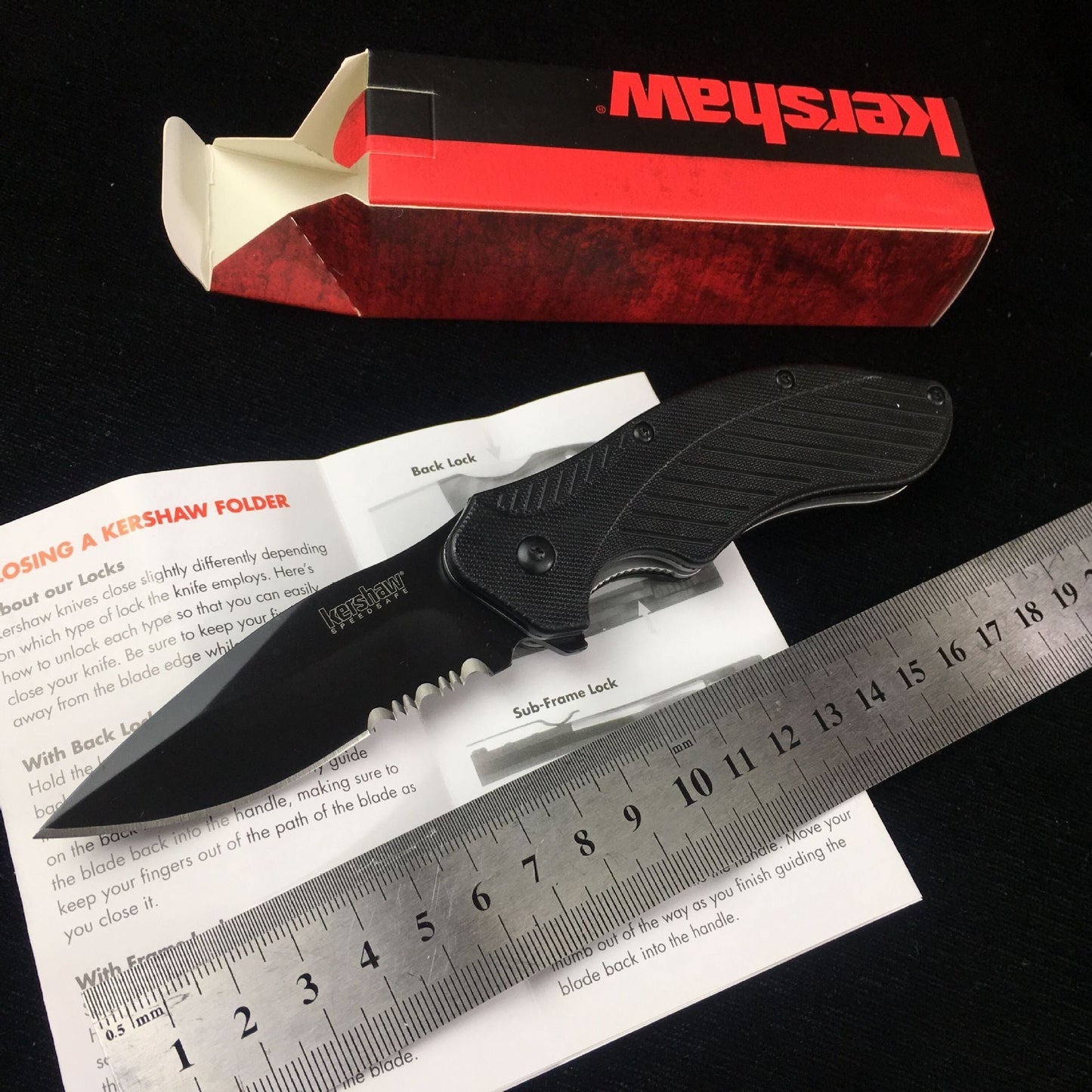 High Hardness 8CR13MOV Outdoor Survival Folding Knife - Tactinest.com