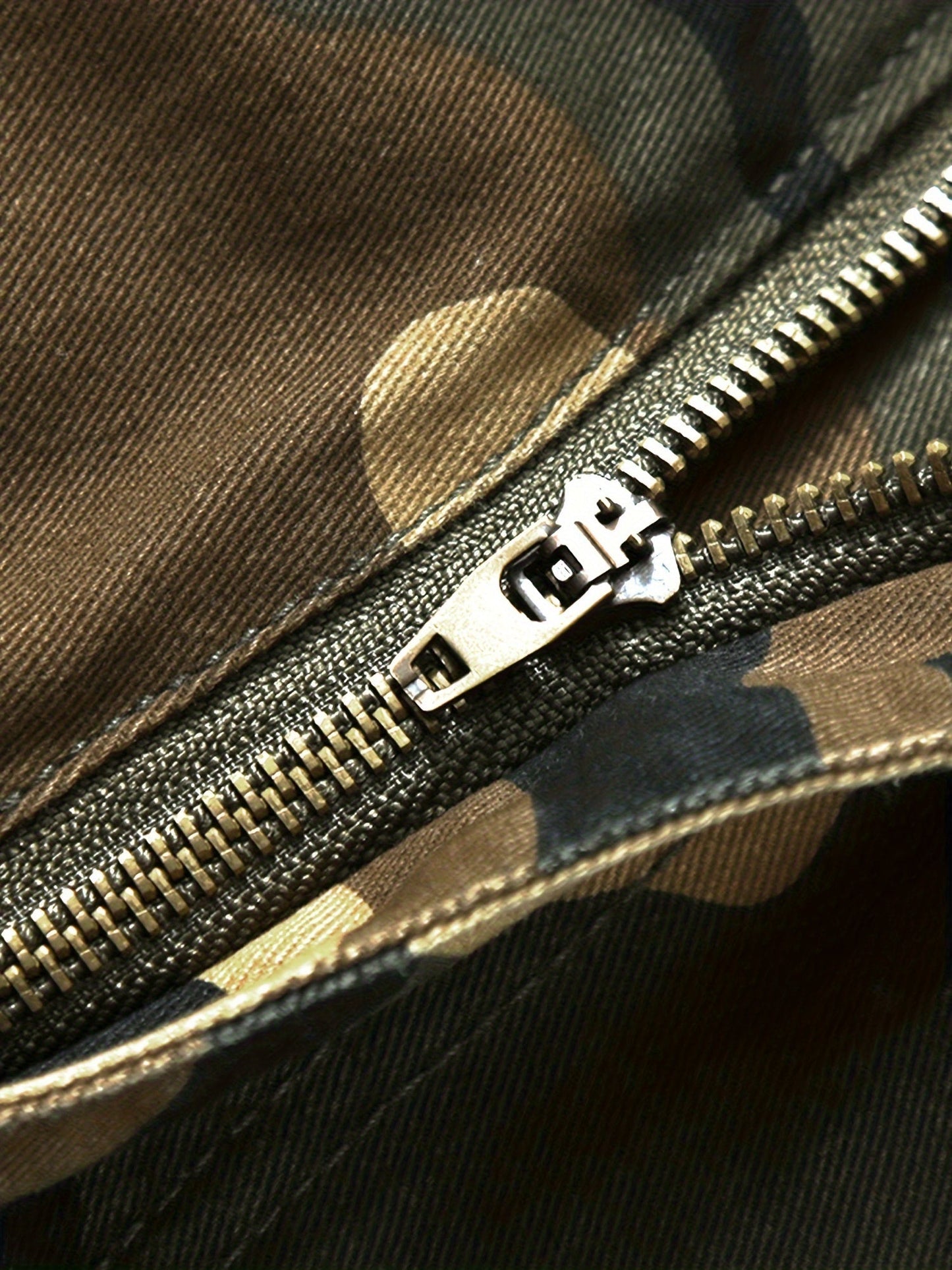 Men's Tactical Camo Cargo Pants - Overalls with Multi Flap Pockets, Loose Fit, and Durable Fabric for Outdoor Enthusiasts - Perfect for Hiking, Fishing, and Camping Adventures - Tactinest.com